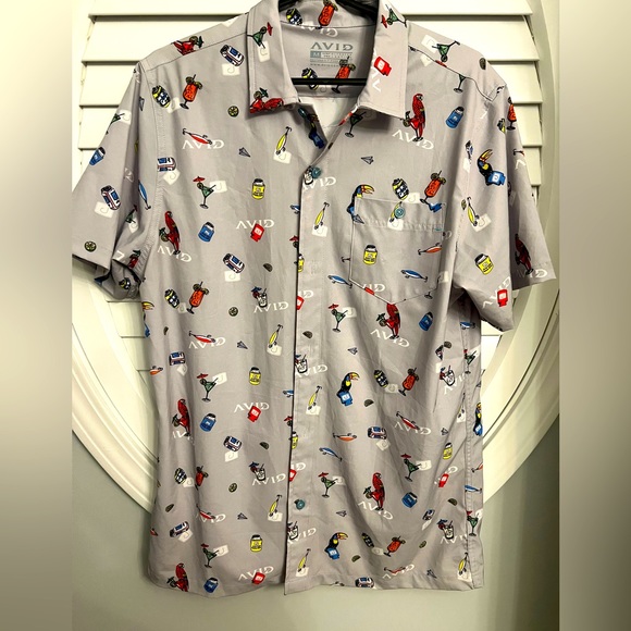 Avid Angler Sz M Mens Button Front Short Sleeve Fishing Coastal‎ Lifestyle Sport - Picture 1 of 6